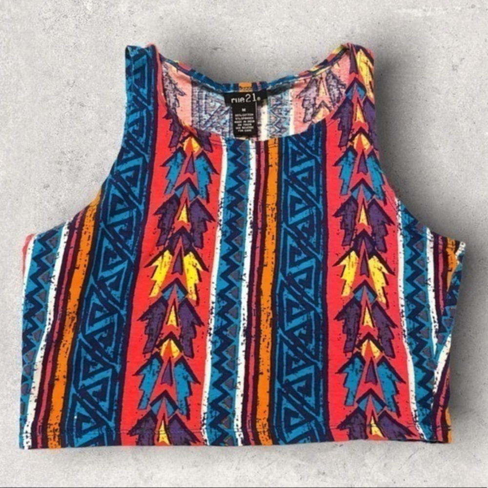 Rue21‎ crop top
